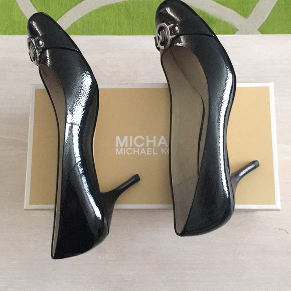 Michael Kors pumps - Picture 2 of 3
